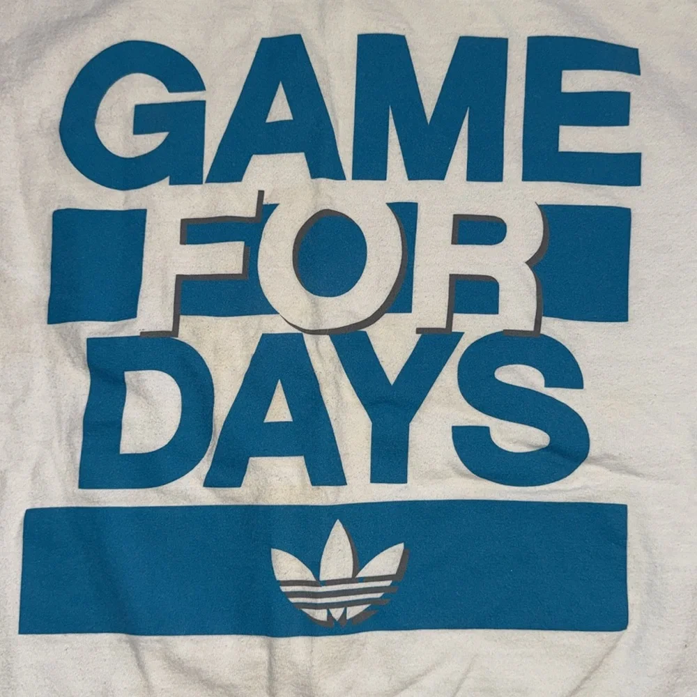 Adidas White Tee -size Small